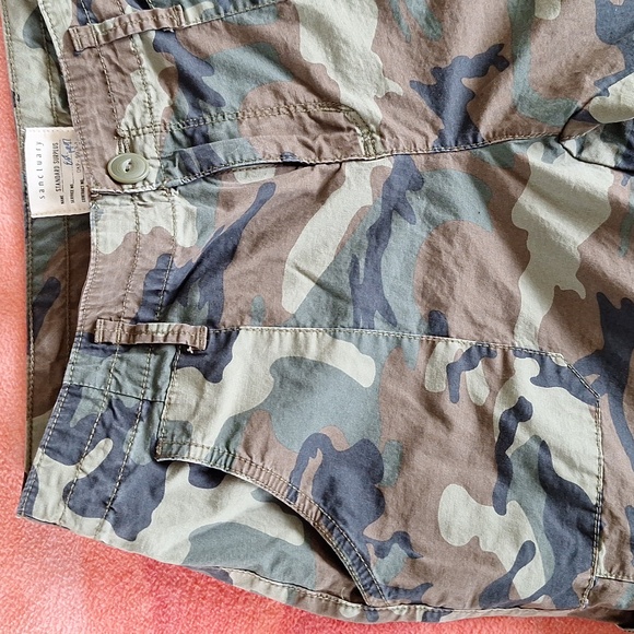 🪖 Sancturay Standard Surplus cropped capri camouflage BDU pants. Size 26. - Picture 2 of 15